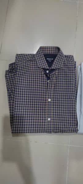 Preloved men shirts available in reasonable price 9