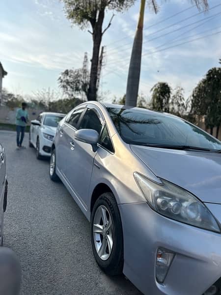 toyota prius hybrid 4