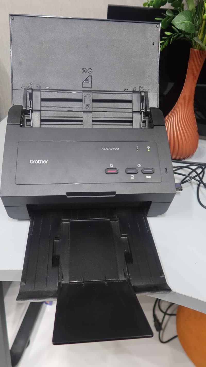 Brother ADS-2100 Two-Sided Advanced A4 Colour Document Scanner 1