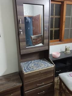 WOODEN SINGLE BED WITH MATTRESS SIDE TABLE AND DRESSING
