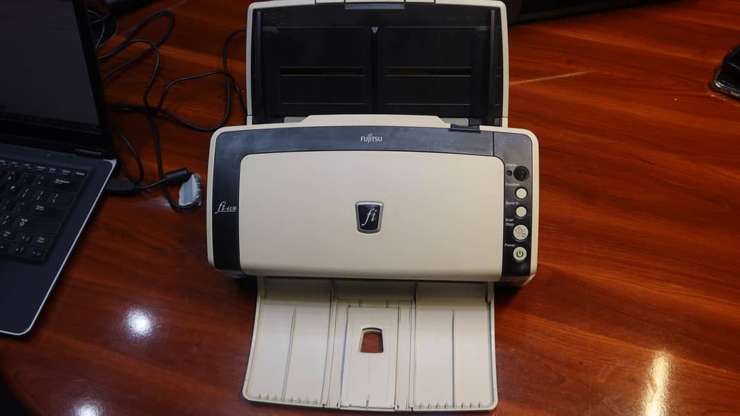 Fujitsu FI-6130 Double Sided Documents & Card Scanner 40ppm/80ipm 0