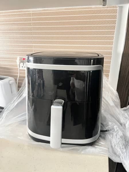 WESTPOIN XL AIRFRYER 0