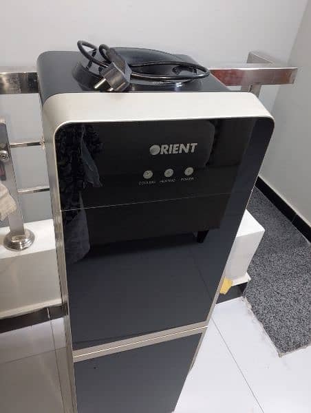 Orient water Dispenser 0