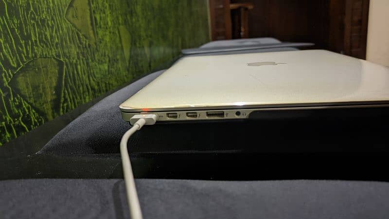 Apple MacBook Pro 2012 5