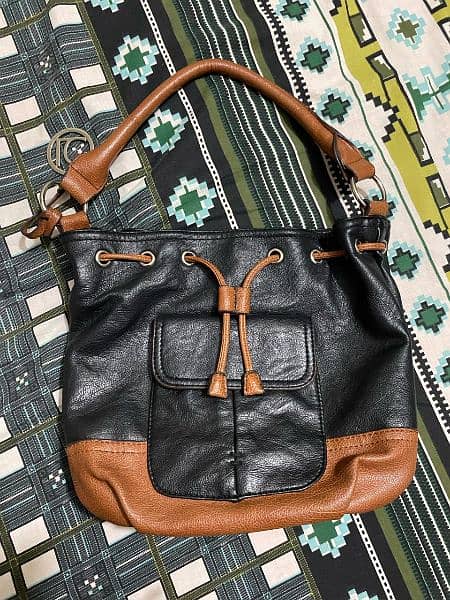 Women trendy leather bag 4