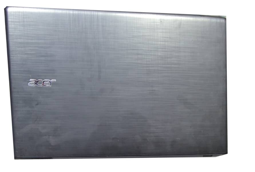 Acer Aspire E5-575G 4