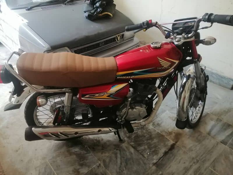 Honda 125 2019 karachi number 6