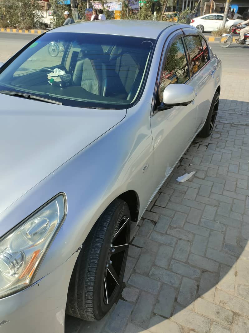 Nissan Infinity Skyline 3500cc 2013 for Sale, Exchange Possible 7