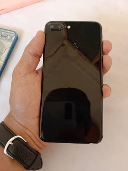 iphone 7plus    ( urgent sale) 4