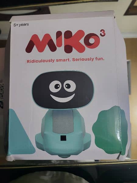 Miko 3 Robot original puchaaed from Canada 4