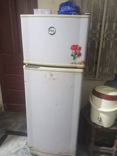 Pel Refrigerator Medium Size 0