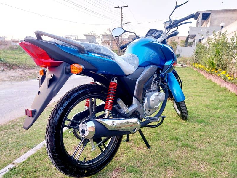 Suzuki GS-125 3