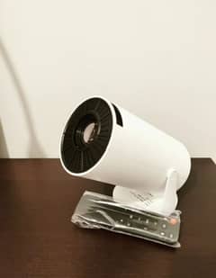 ANDROID PROJECTOR HOME CINEMA PLUG AND PLAY