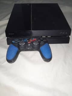 Sony PS4 with one controller (PlayStation 4)
