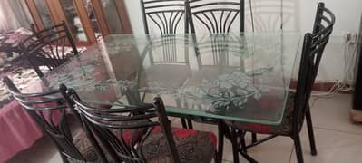 Dinning Table with 06 Chairs in Good Condition for Sale
