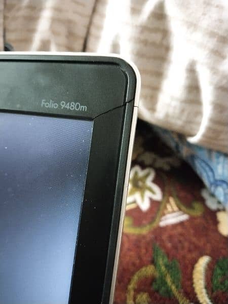 HP FOLIO ELITE BOOK 9480M 2