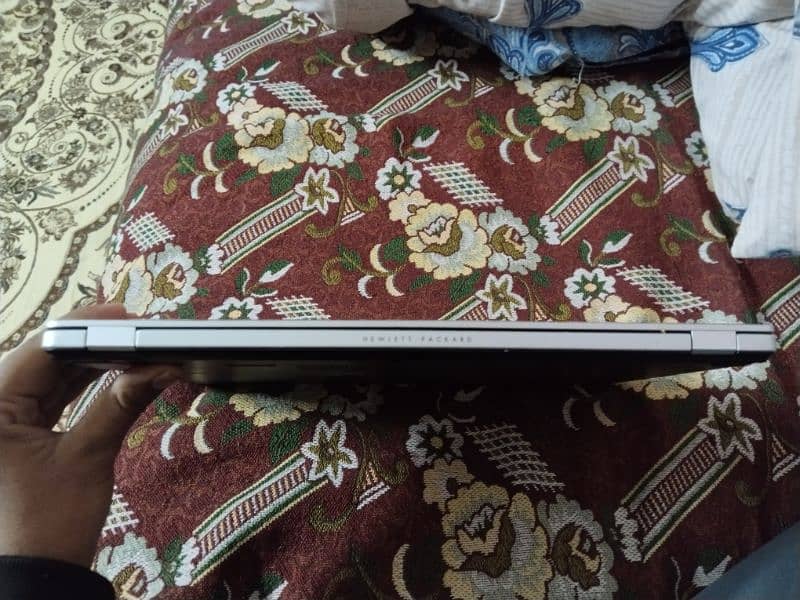 HP FOLIO ELITE BOOK 9480M 7