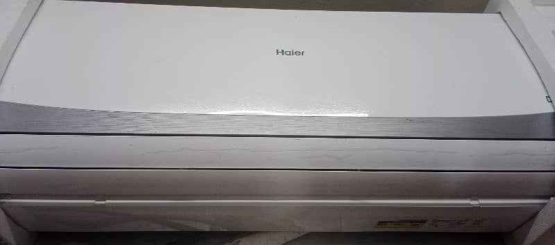 Haier Air Conditioner 1.5 Ton Inverter HSU-18HFM (New Model 2021) 1