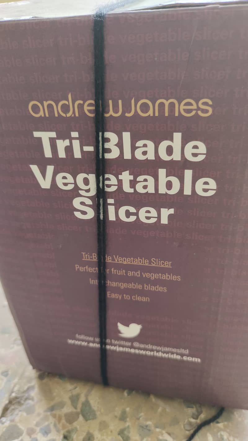 Andrew James Triblade Vegetable Slicer with 03 attachments Boxnpacked 4