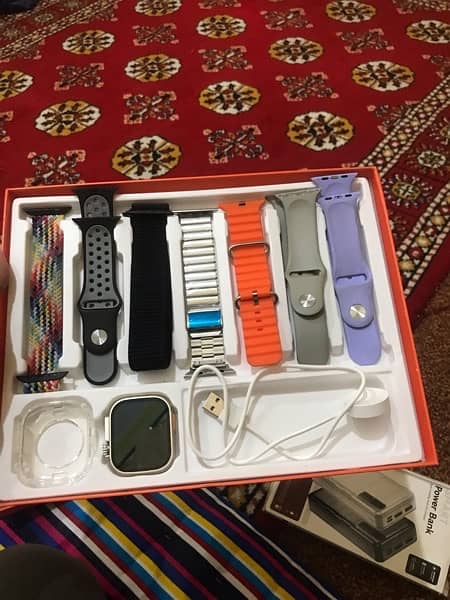 Y20 series watch ultra mobile connected 10/10 condition 3