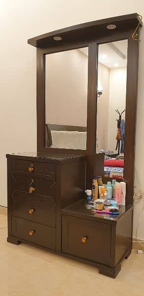 Dresser with Dual Mirrors 2