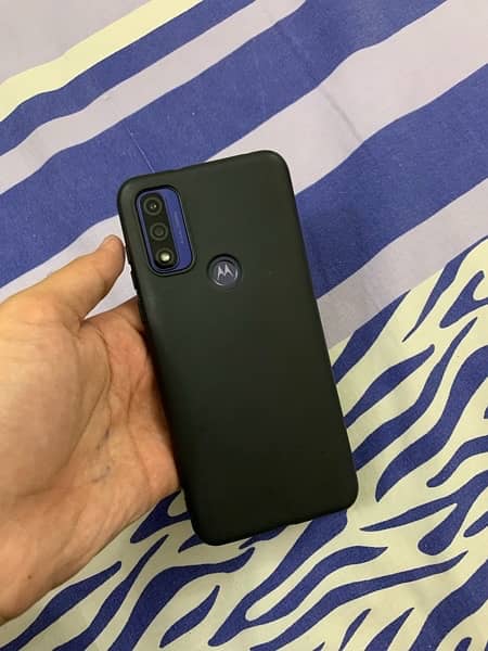 Moto ‘g’ pure sell/exchange excellent condition 2