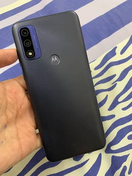 Moto ‘g’ pure sell/exchange excellent condition 7