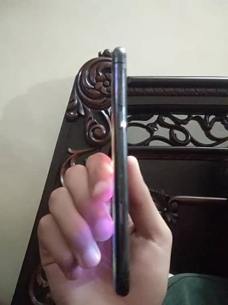 IPhone XS Factory Unlock LLA Model 3