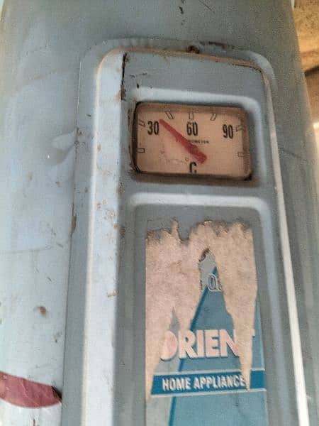 16 Gallons+60 لیٹر Orient Geyser with an Italian element. . 6