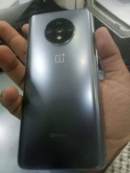 OnePlus 7t   8/128 exchange possible with good fone 3