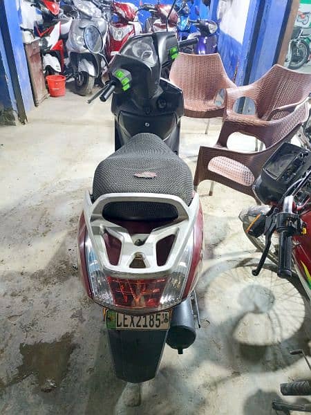 united 100cc scooter contact at 03004142432 8
