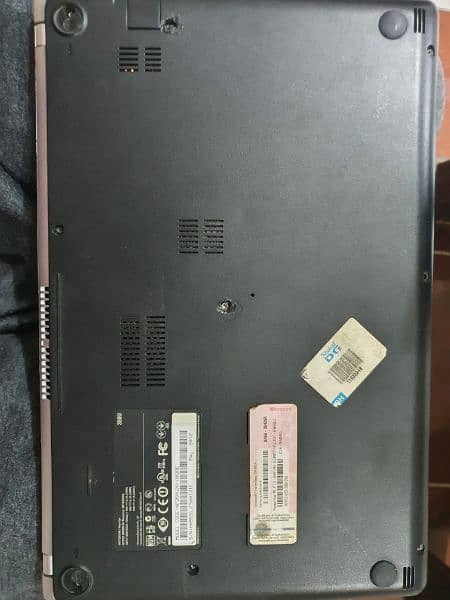 Samsung 350U2A Notebook 4