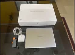 Huawei MateBook 13 laptop | i5 | 13 inches