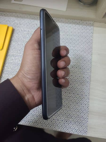 realme C21 4/64 gb PTA APPROVED COMPLETE SAMAN 2