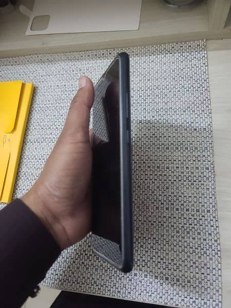 realme C21 4/64 gb PTA APPROVED COMPLETE SAMAN 4