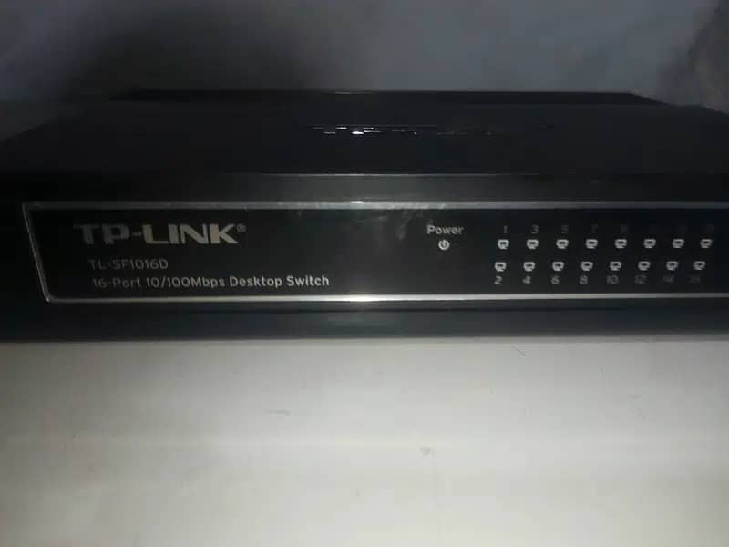 Tplink 16-Port switch 0