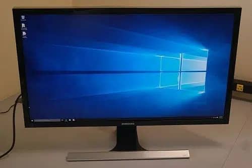 SAMSUNG 4K 28" MONITOR (MADE IN MEXICO) 1