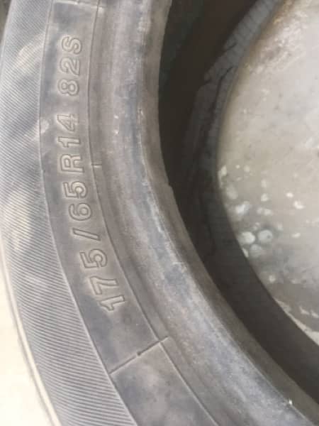 tyre 14 size 4