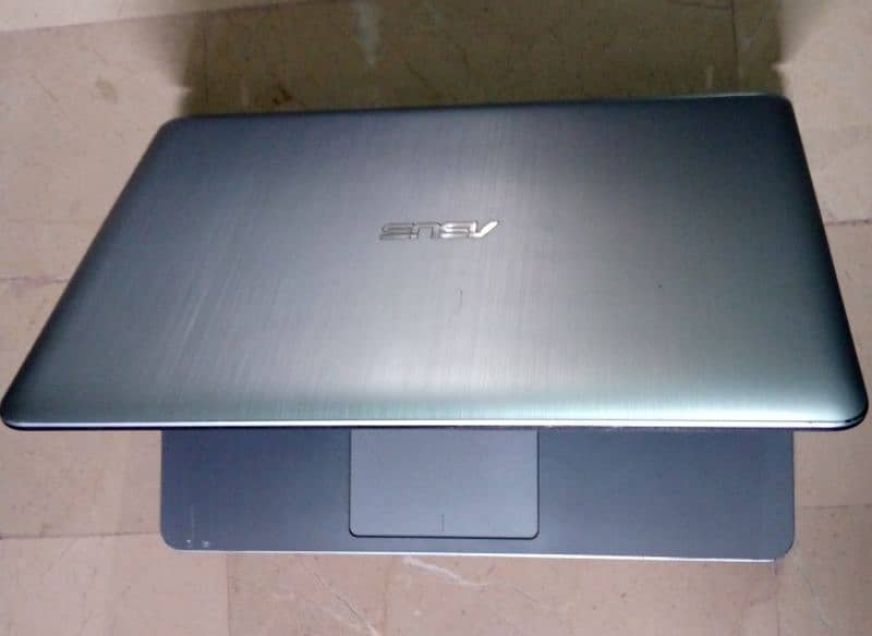 Asus laptop 0