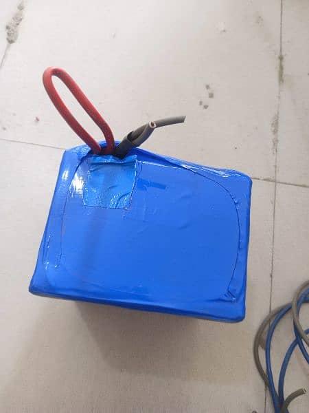 12v 12.6v 132ah  lithium ion battery 3s 1p 2