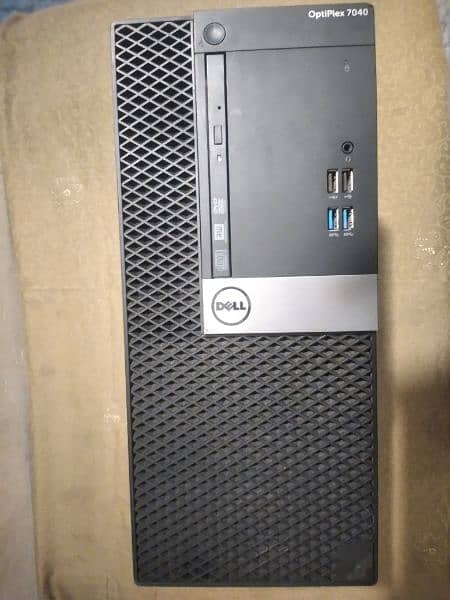 Dell Optiplex 7040 PC, 6th Generation, i5 Dual Processors (package) 0