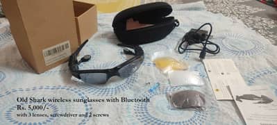 Old shark Wireless bluetooth sunglasses -  USA