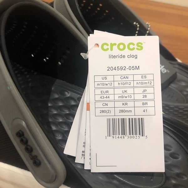 Crocs full force 7