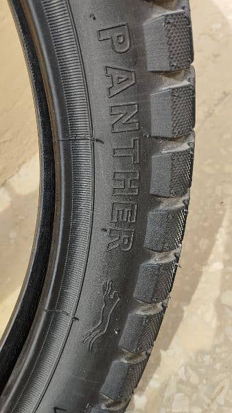 Suzuki panther original tyres 90/90-18 and 2.75-18 with tubes. 3