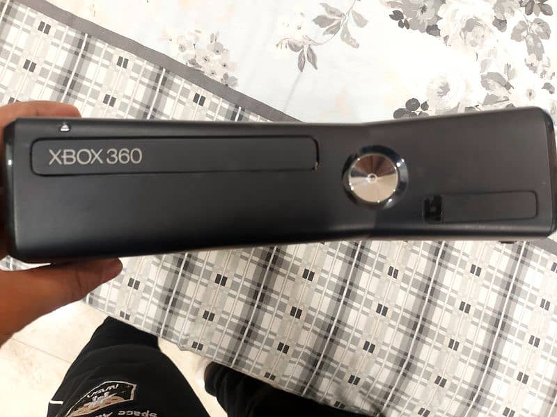 xbox 360 Orignal Model 250gb hard 10/10 2
