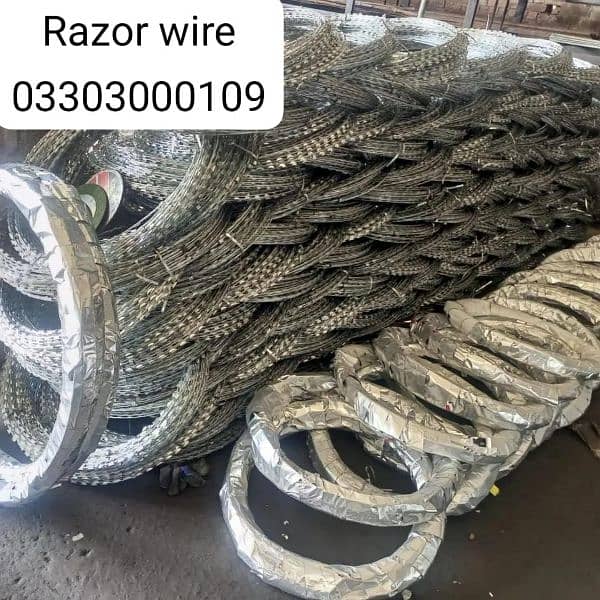 Chain link fence Razor barbed security welding mesh u gi Ms wire pipe 5