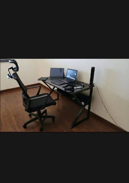 Computer Table for Office and Gamers 7
