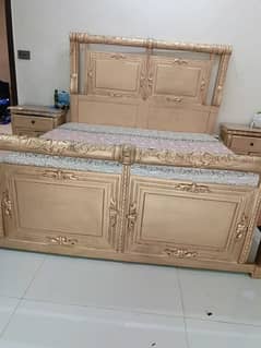 a chanyoti beautiful double bed with dressing table for sale new