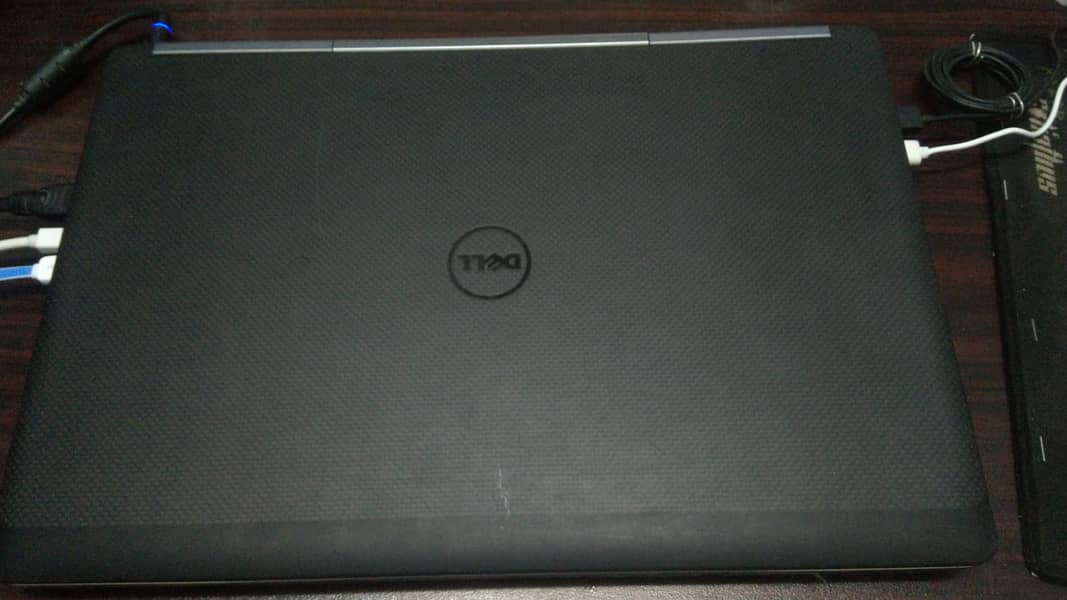 Dell Precison 7720 Workstation Laptop 17.3'' core i5 quadcore 16/256gb 1