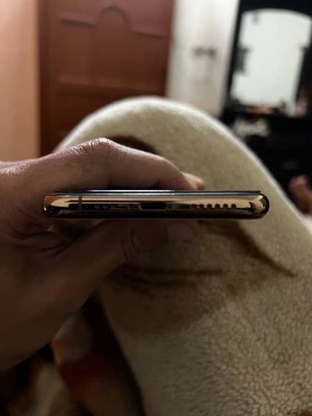 Iphone 11 Pro (256 GB) PTA APPROVED 5